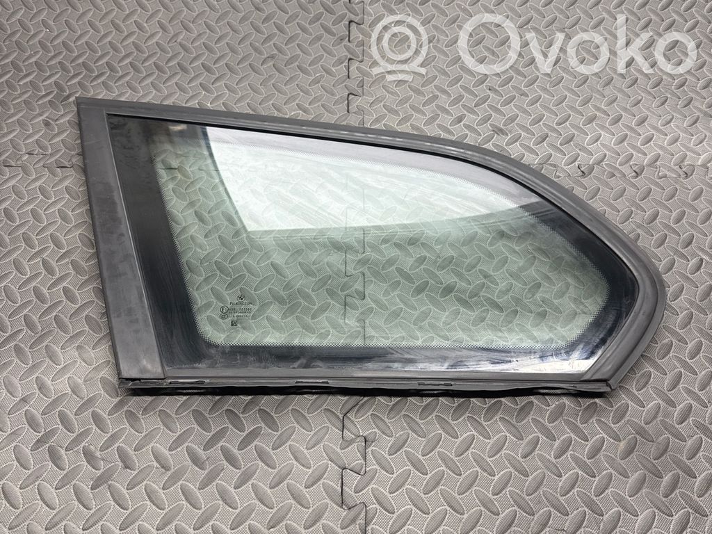 BMW 3 E90 E91 Rear side window 