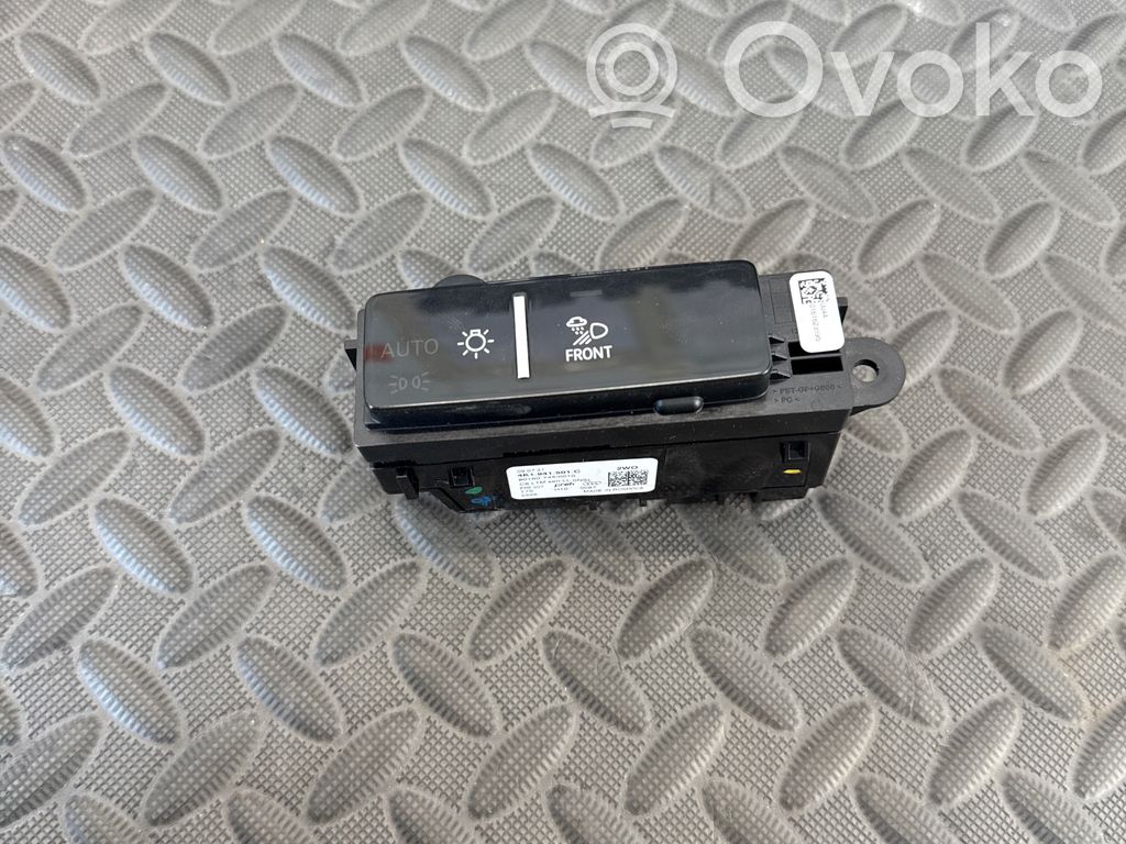 Audi Q7 4M Light switch 