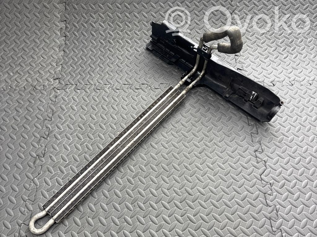 BMW 1 E82 E88 Pavarų dėžės tepalo radiatorius 
