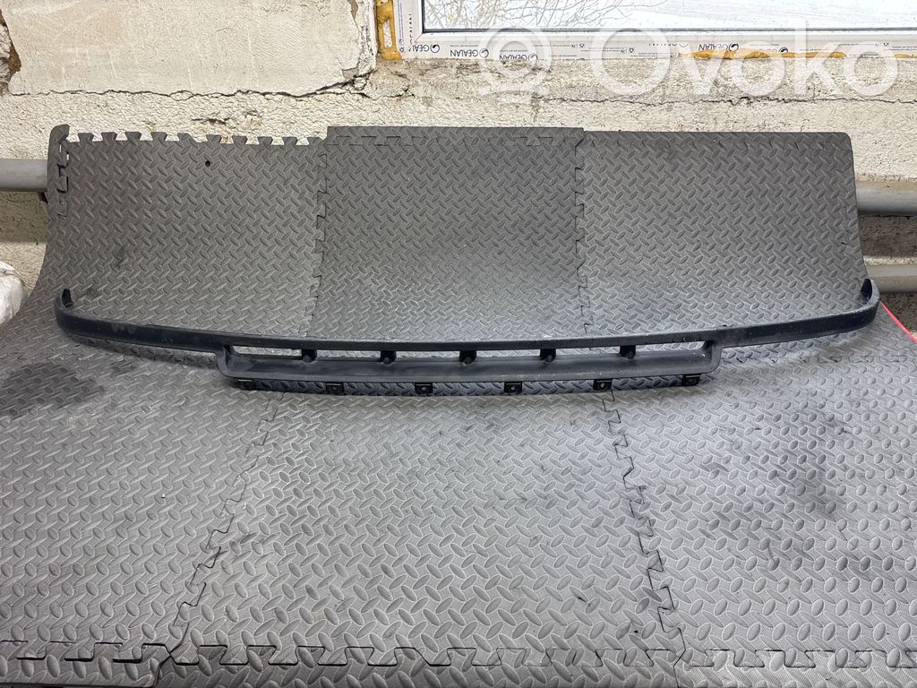 Dodge Durango Borde del parachoques delantero 