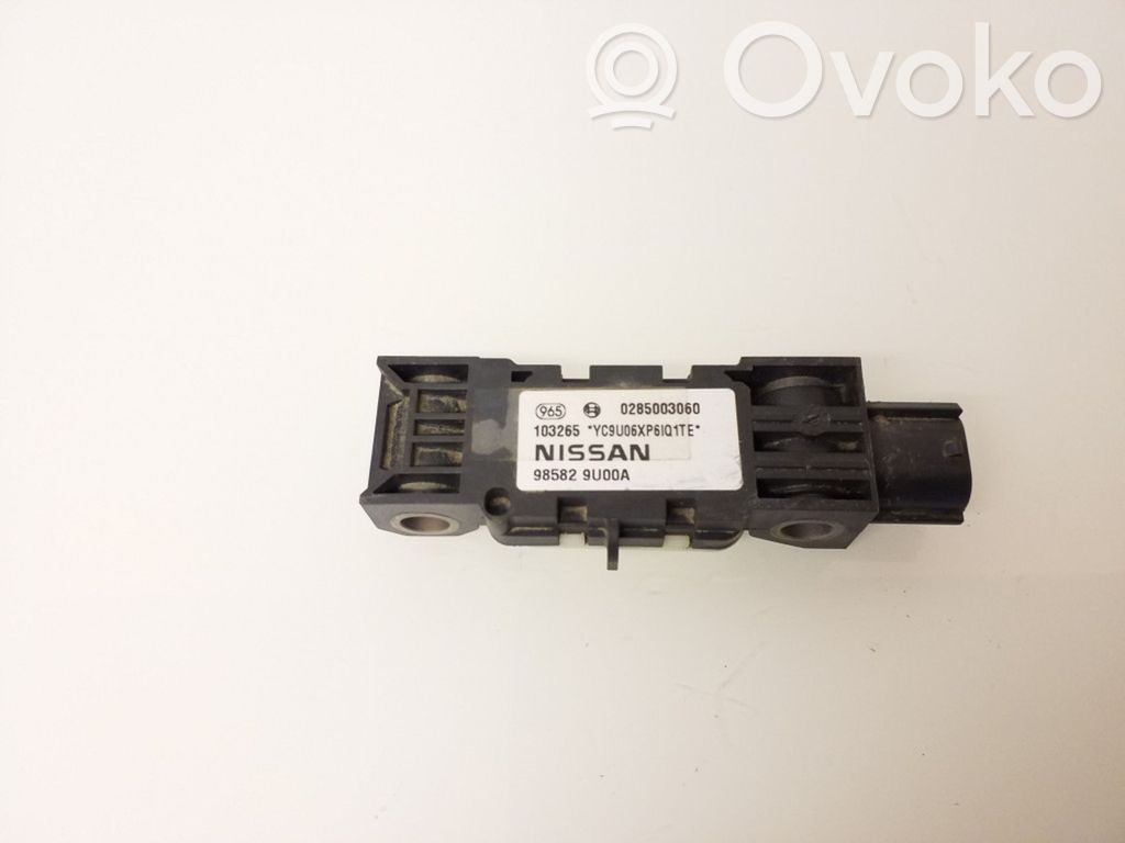 Nissan Note (E11) Airbag deployment crash/impact sensor 