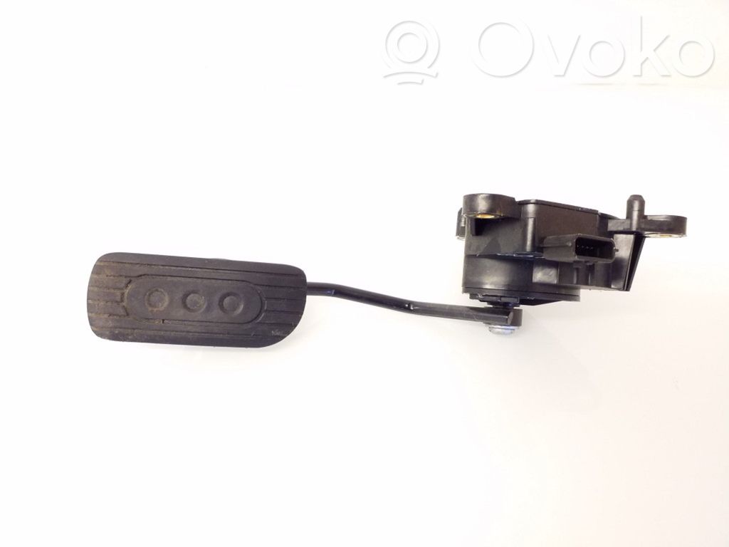 Nissan Note (E11) Accelerator throttle pedal 
