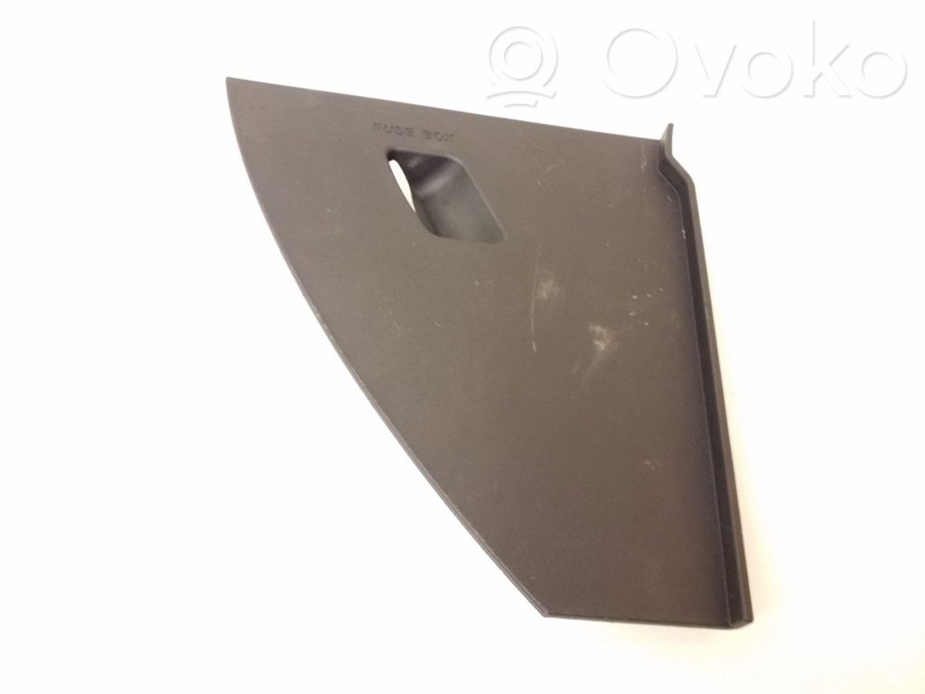 Mazda 5 Fuse box cover 