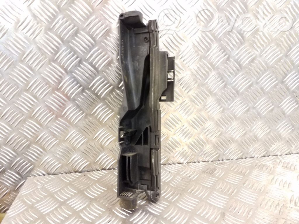 BMW X3 E83 Radiator mount bracket 