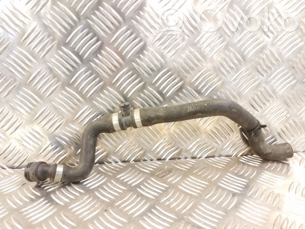 BMW X3 E83 Engine coolant pipe/hose 