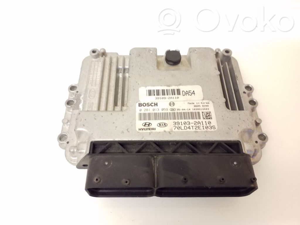 Engine control unit/module   391032A110,70LD4T2EI03S,0281013059