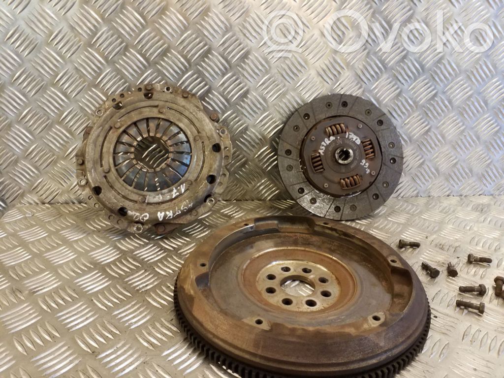 Opel Astra G Sprzęgło / Komplet 