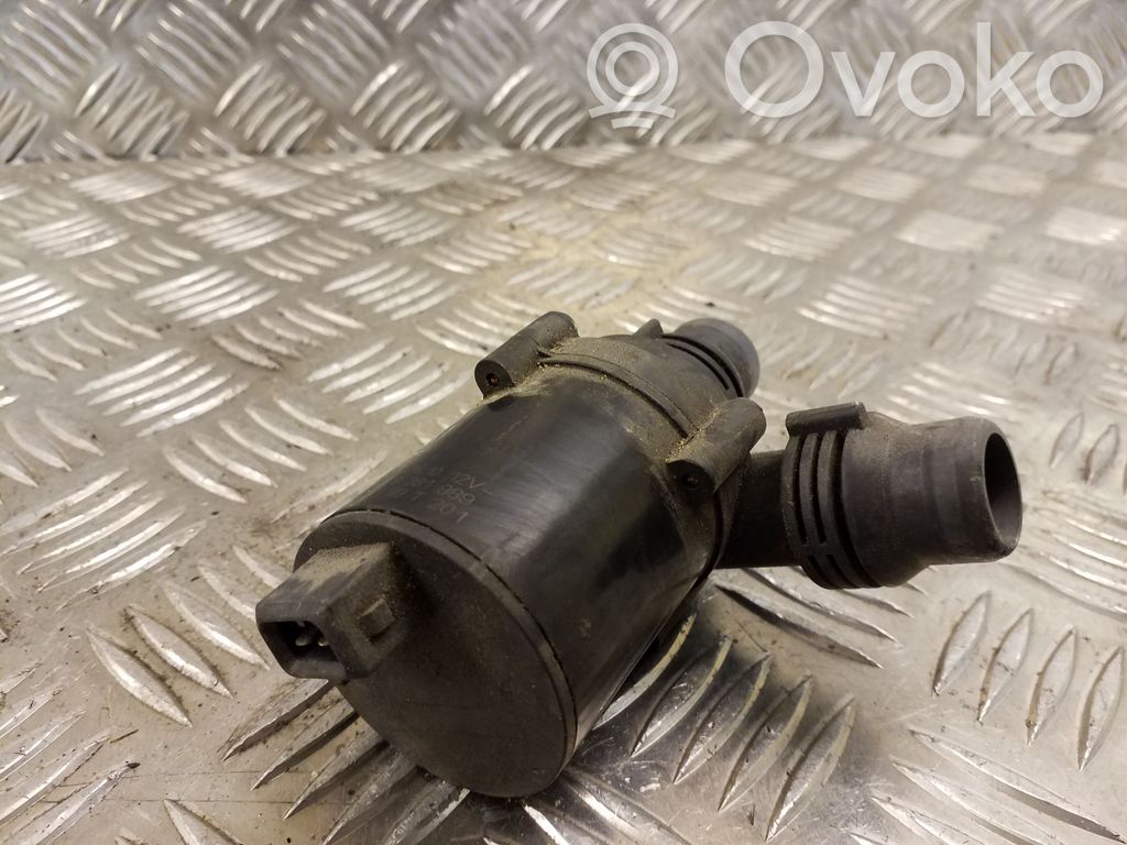 BMW 5 E39 Bomba auxiliar eléctrica de agua/refrigerador 