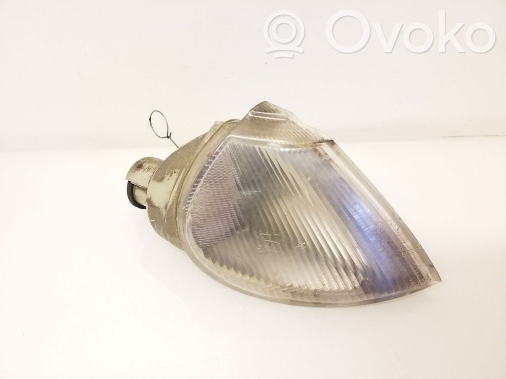Renault Laguna I Front indicator light 