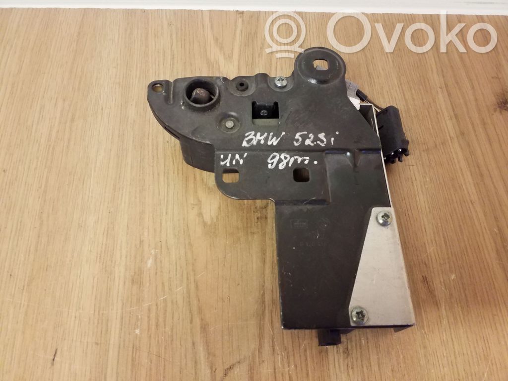 BMW 5 E39 Tailgate/trunk/boot lock/catch/latch 