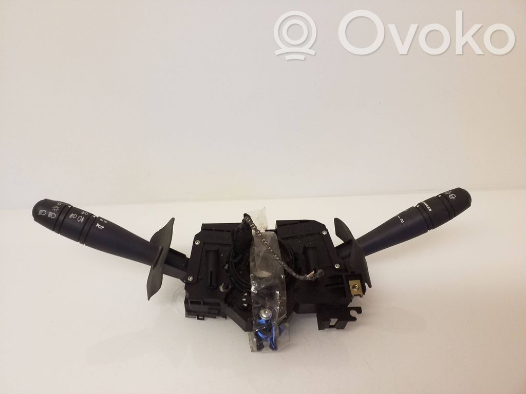 Renault Clio II Wiper turn signal indicator stalk/switch 