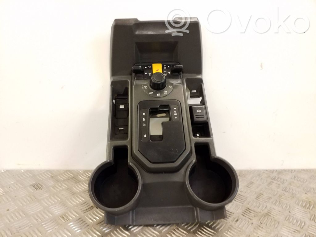 Land Rover Discovery 3 - LR3 Antipraslidimo/ sukibimo (ASR) jungtukas 