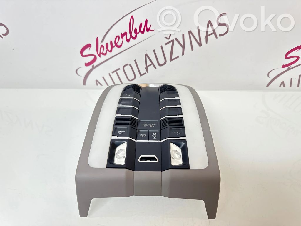 Porsche Cayenne (92A) Etuistuimen valo 