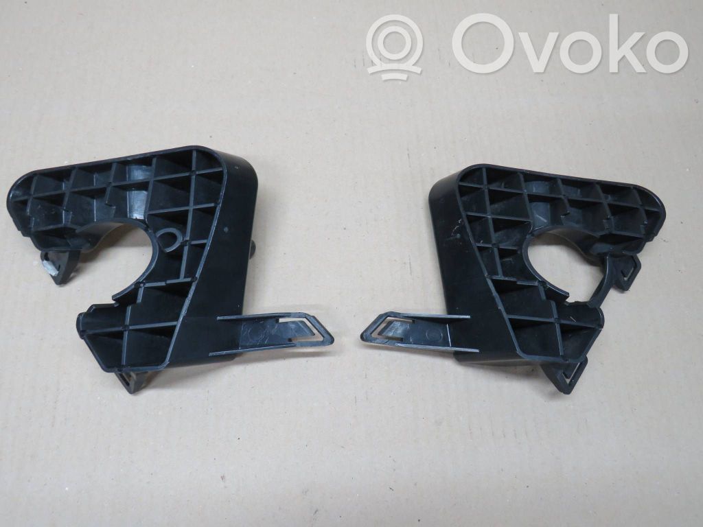 Ford Kuga I Front bumper mounting bracket 