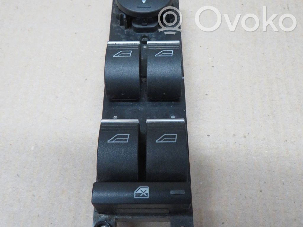 Ford Kuga II Electric window control switch 