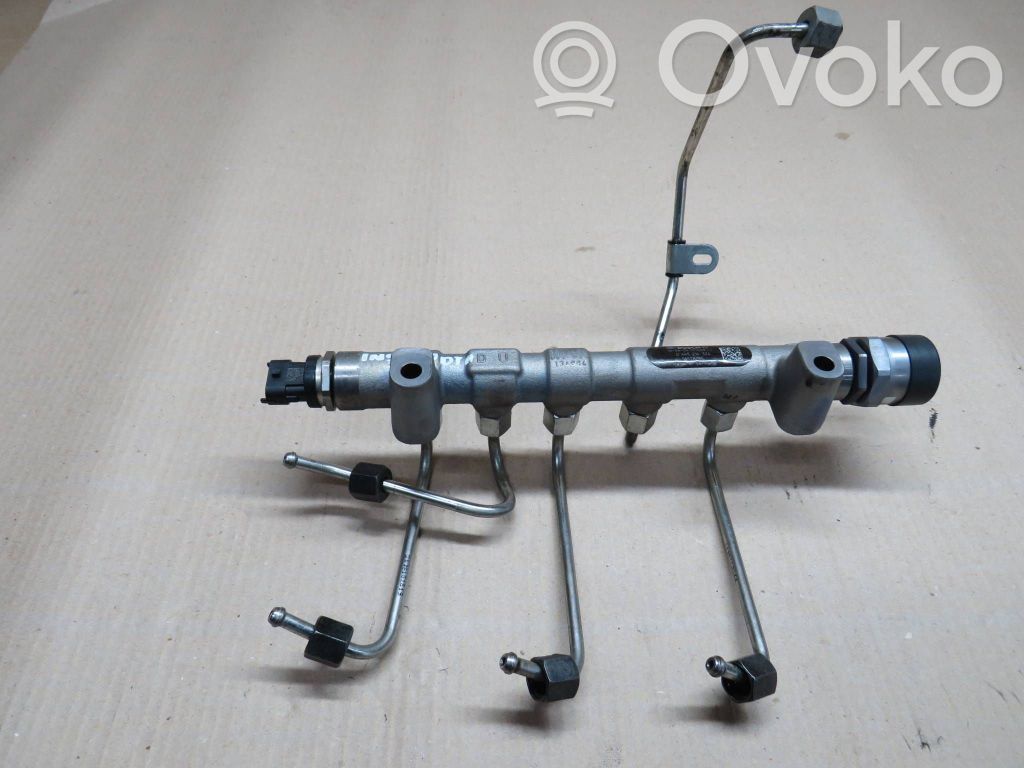 Opel Insignia A Kraftstoffverteiler Einspritzleiste Verteilerrohr 