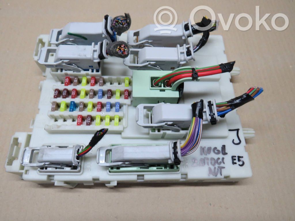 Ford Kuga II Fuse module 