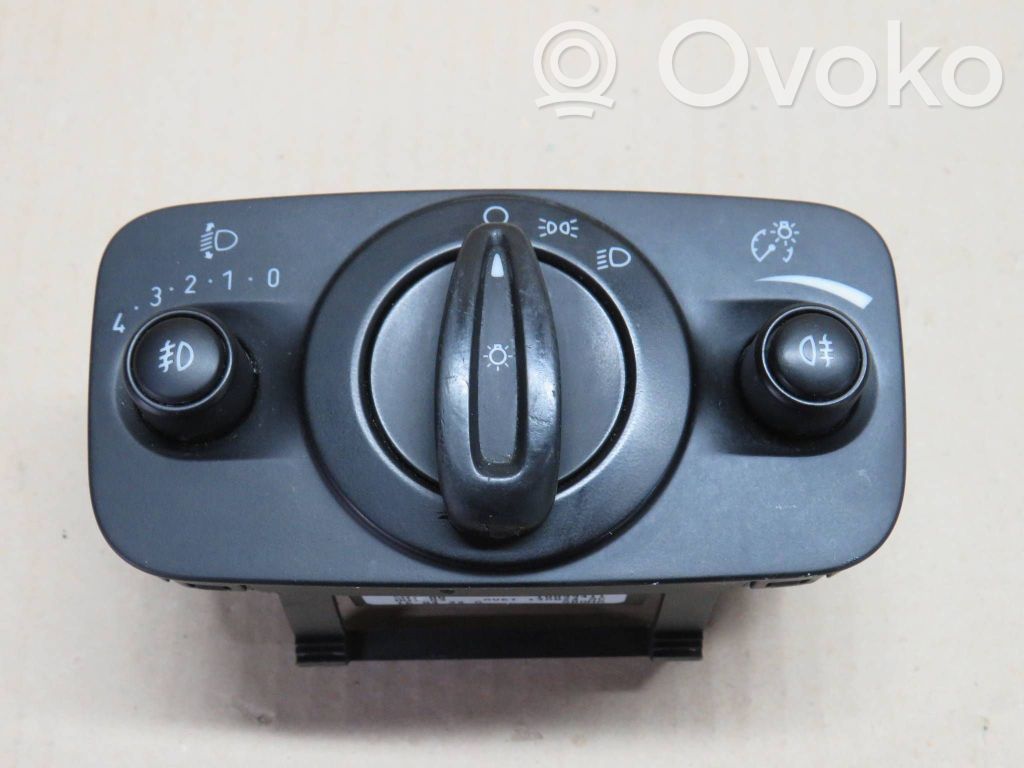 Light switch   AV6T13A024AC,AV6T13A024AC,160422A