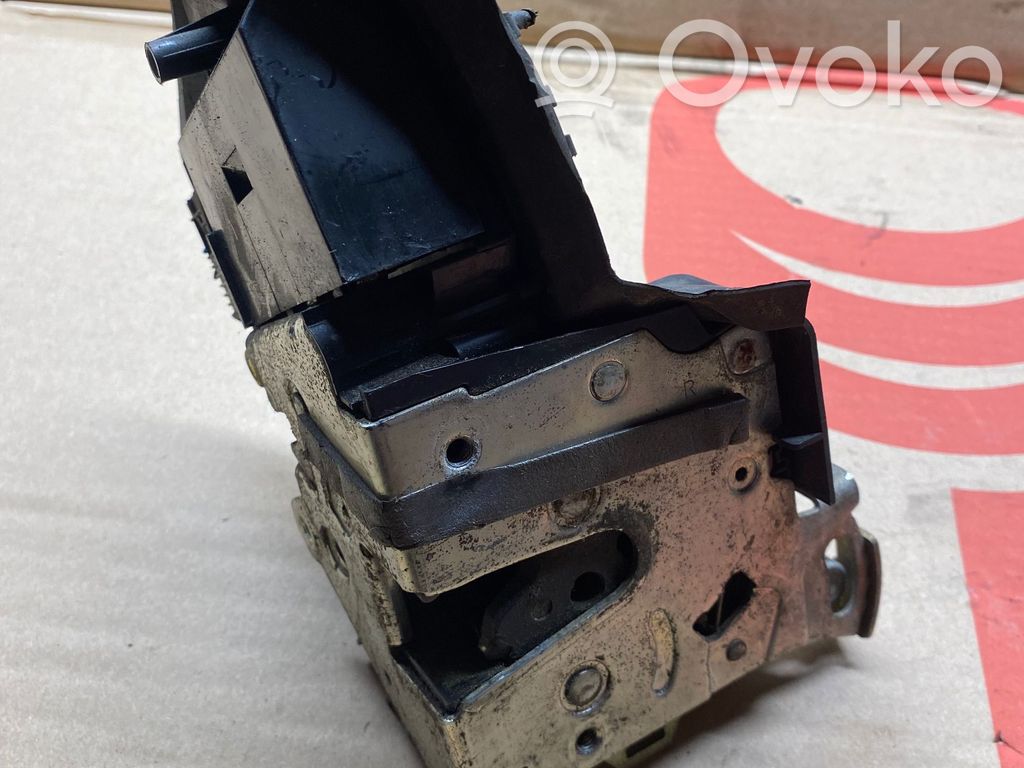 BMW 5 E39 Front door lock 