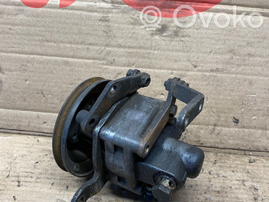 Power steering pump   1132987