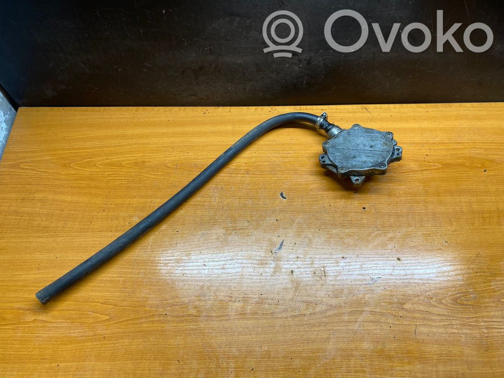 Pompe à vide   11667542498,68739010