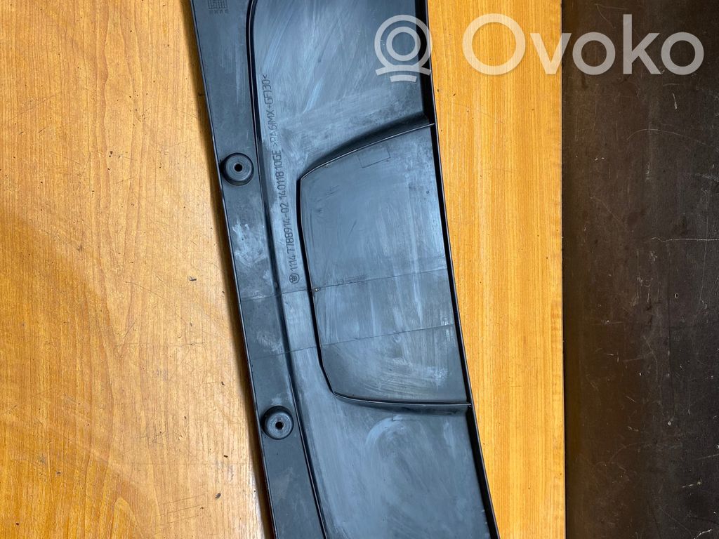 Moldura del radiador   7788914,214011810GE