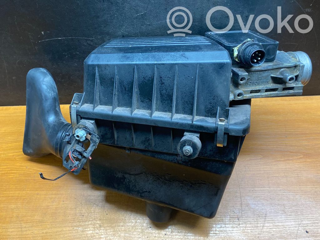 Air filter box   1727684,7416043