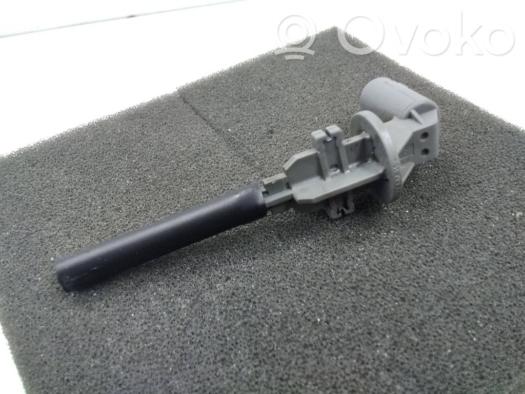 BMW X3 E83 Sensor de nivel del refrigerante 