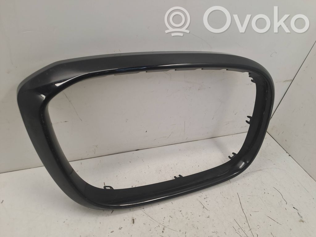 BMW X3 G01 Etupuskurin ylempi jäähdytinsäleikkö 
