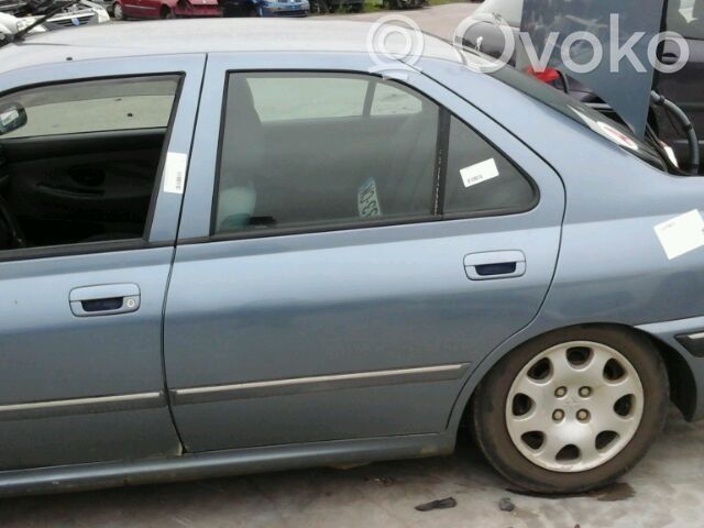 Peugeot 406 Puerta trasera 