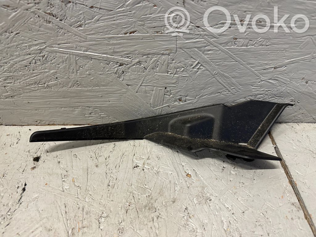 Windshield trim   C17010061A,91423AN01A
