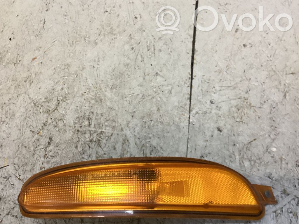 Chrysler 300 - 300C Front indicator light 