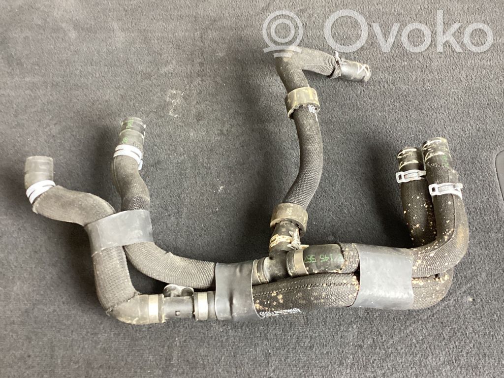Audi e-tron Engine coolant pipe/hose 