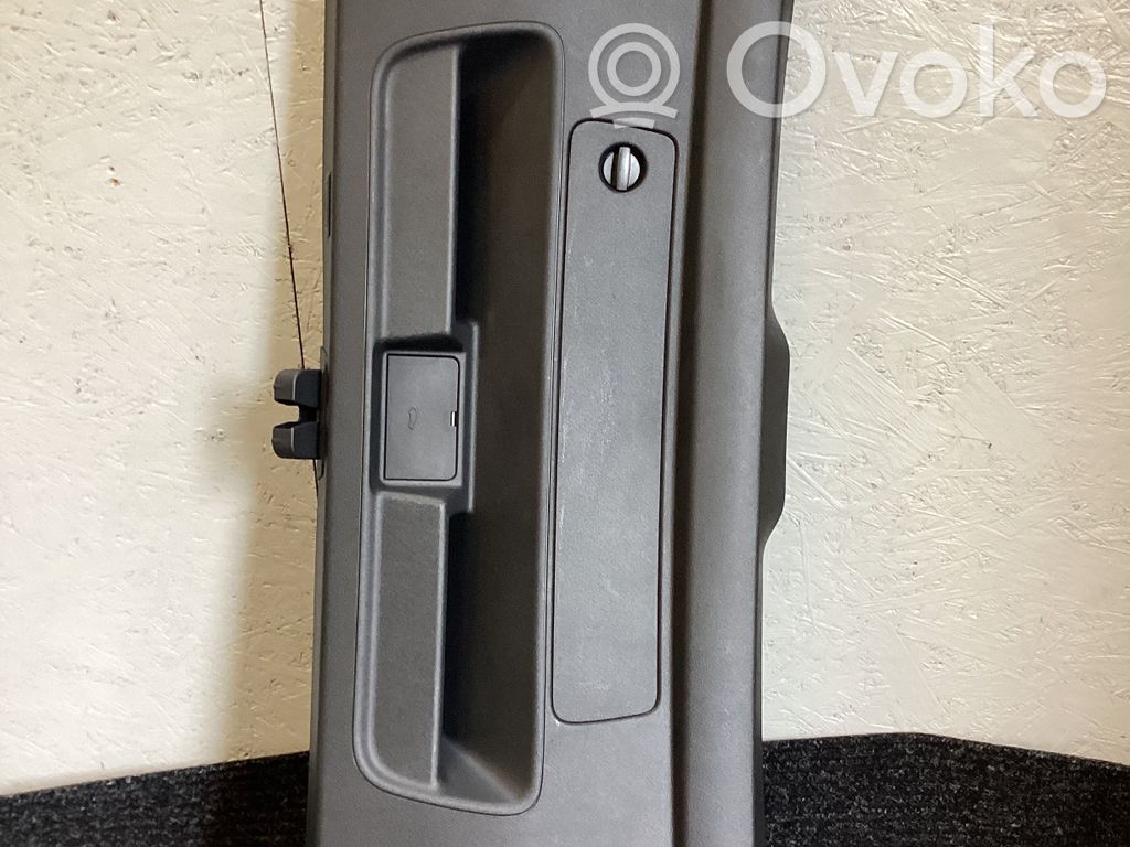 Audi e-tron Tailgate trim 