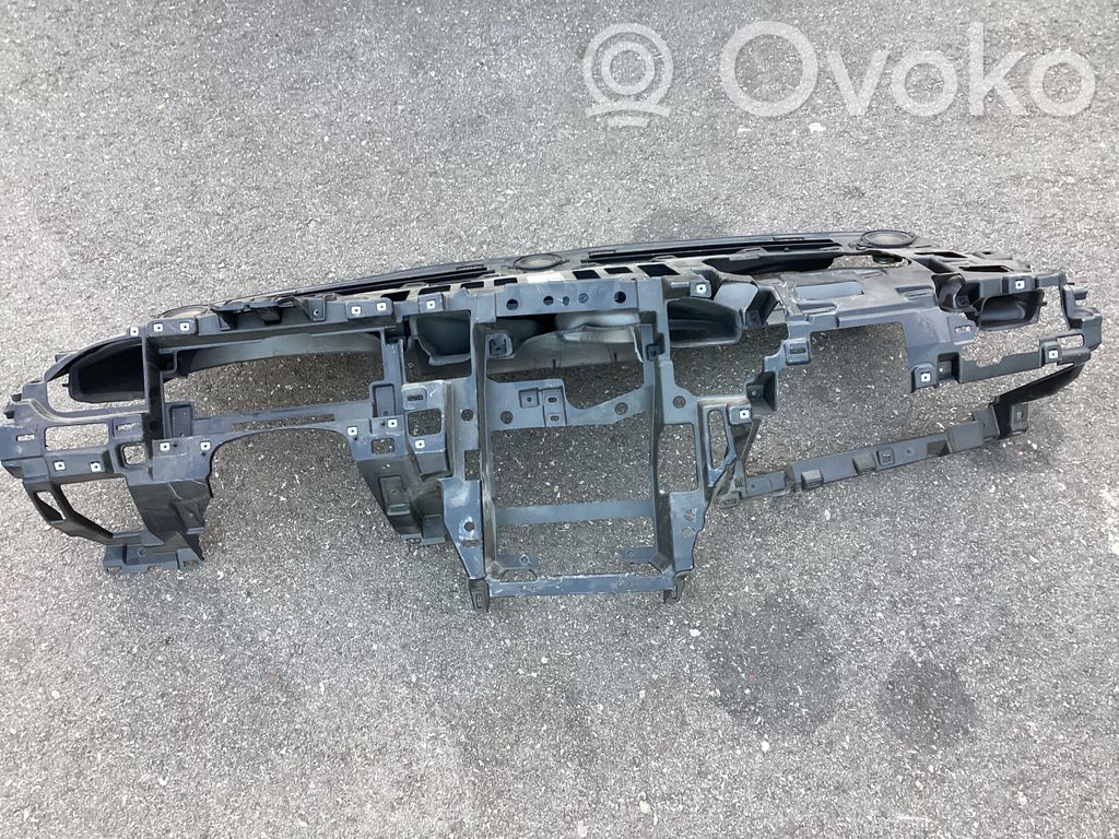 Tesla Model S Другая деталь панели 