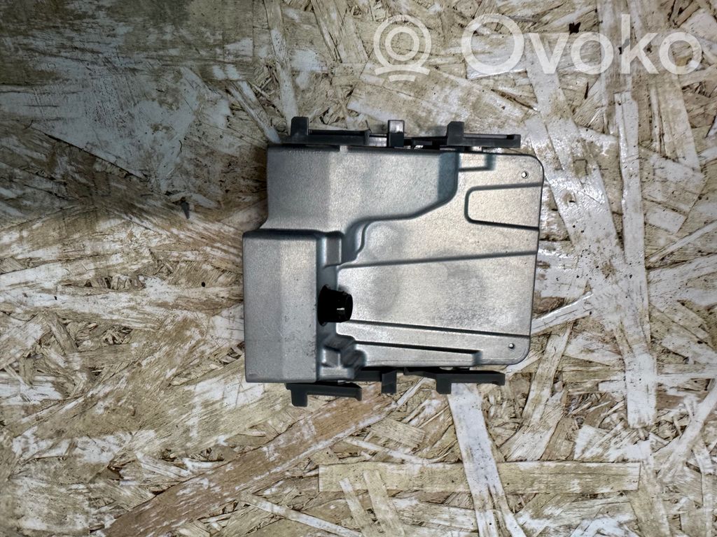 Toyota RAV 4 (XA50) Windshield/windscreen camera 