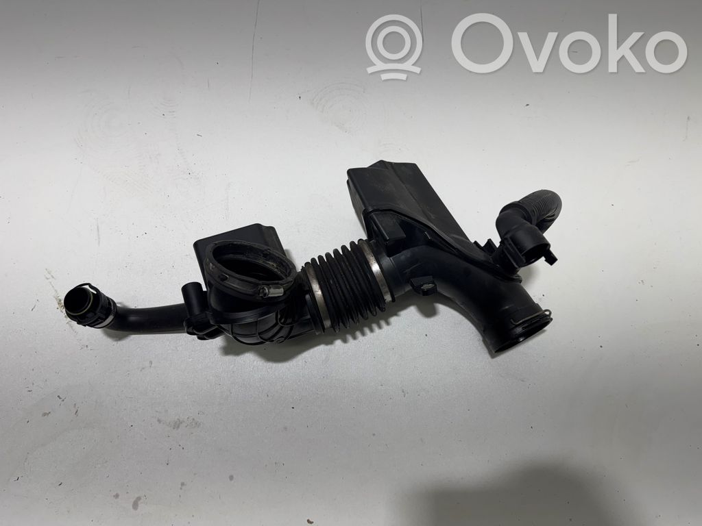 BMW 1 F20 F21 Część rury dolotu powietrza 
