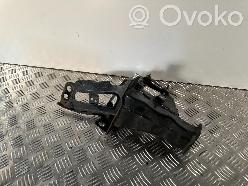 Volvo V60 Balkis priekinio bamperio 