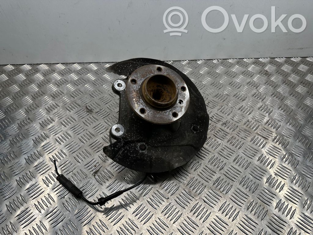 BMW 3 E92 E93 Front wheel hub 
