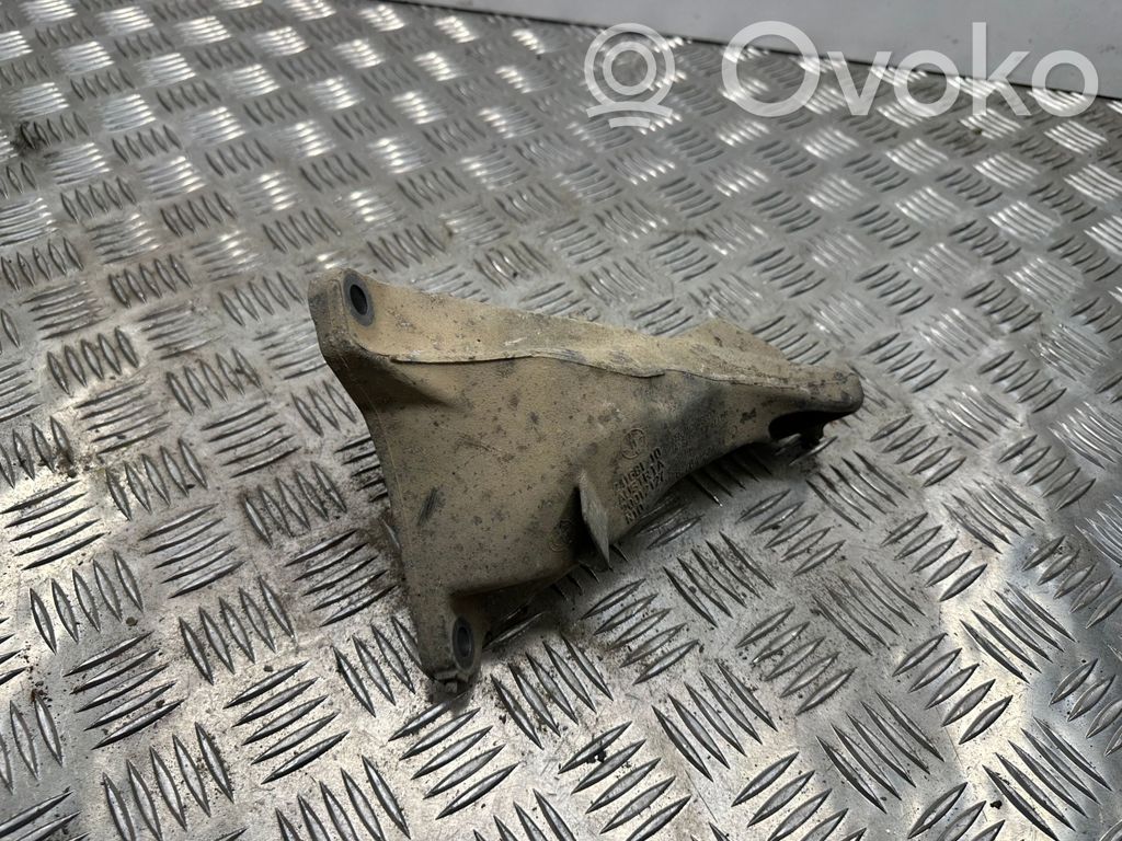 Engine mounting bracket   6764574
