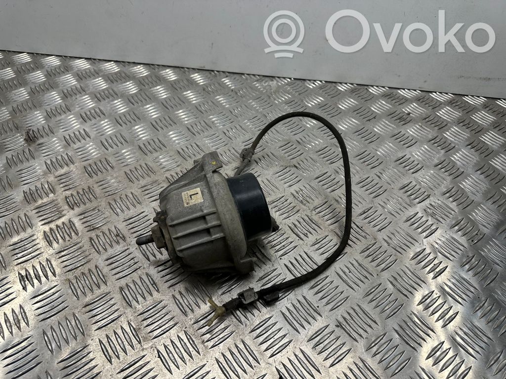 BMW 3 E92 E93 Engine mount bracket 