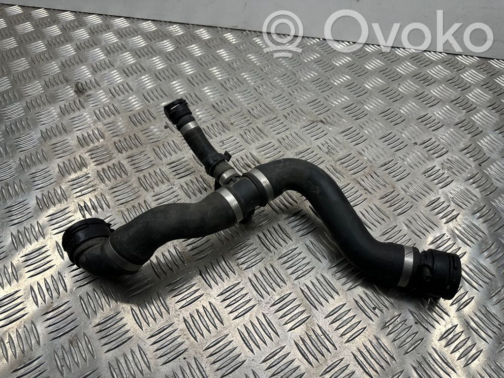 BMW 3 E92 E93 Engine coolant pipe/hose 