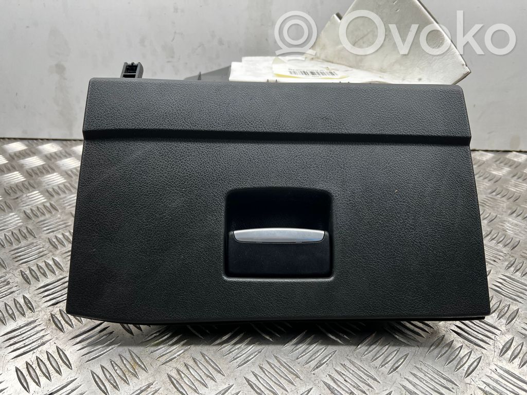 Ford Mondeo MK IV Schowek deski rozdzielczej 