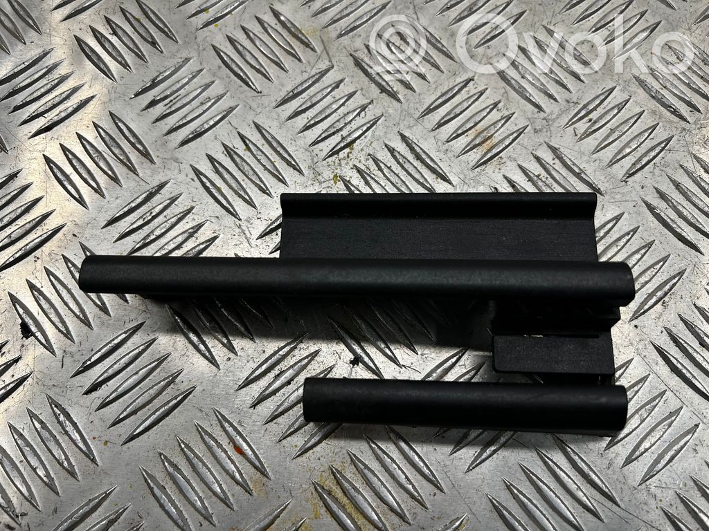 BMW 5 E60 E61 Slidės apdaila priekinės vairuotojo sėdynės 