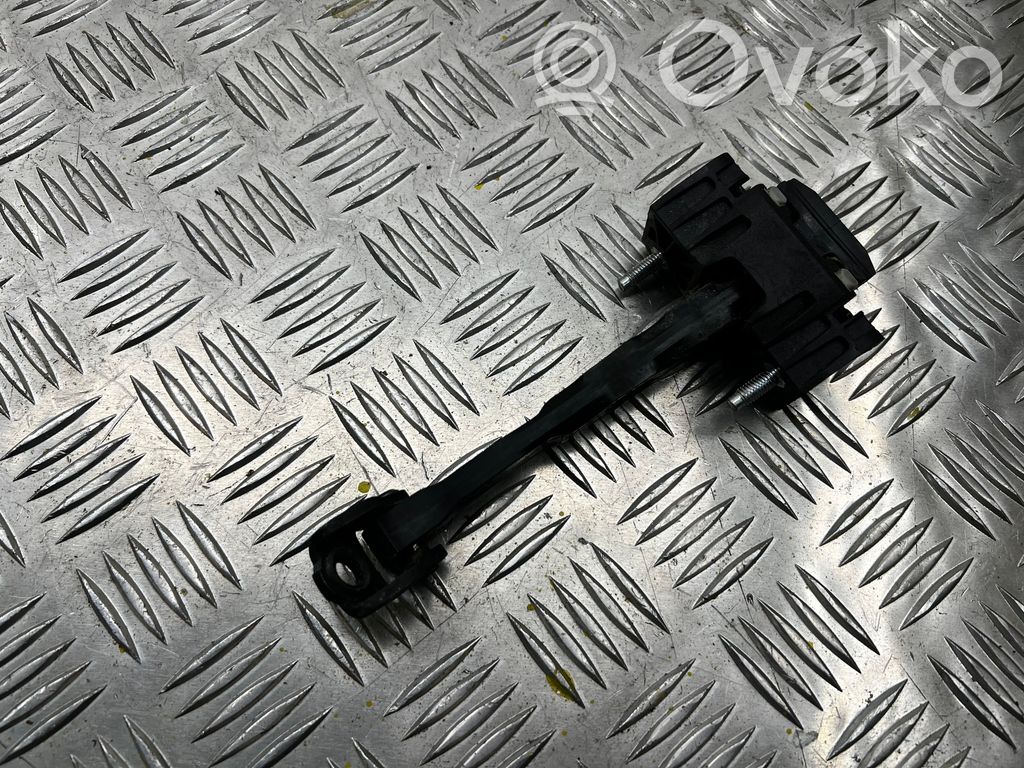 Volvo V50 Durvju atvēruma ierobežotājs 