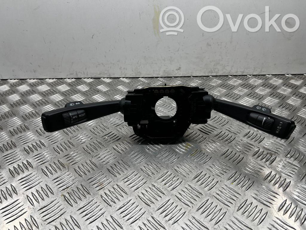 Volvo V50 Wiper turn signal indicator stalk/switch 