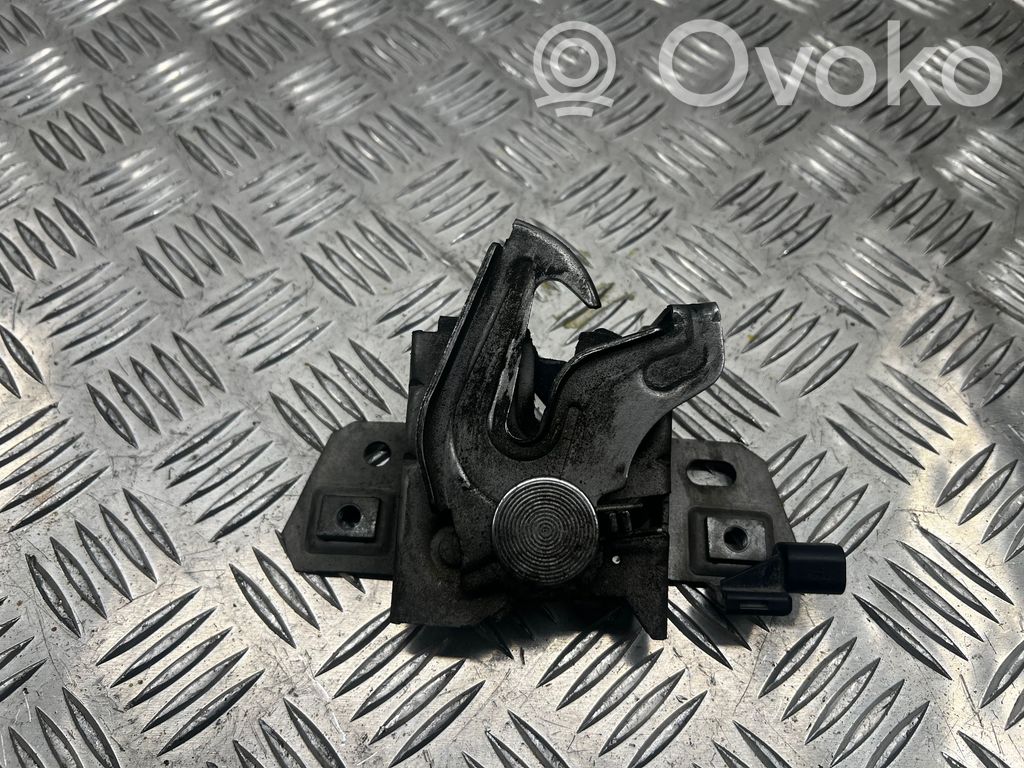 Volvo V50 Engine bonnet/hood lock/catch 