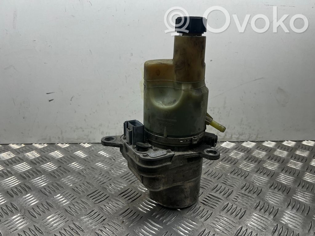 Volvo V50 Power steering pump 