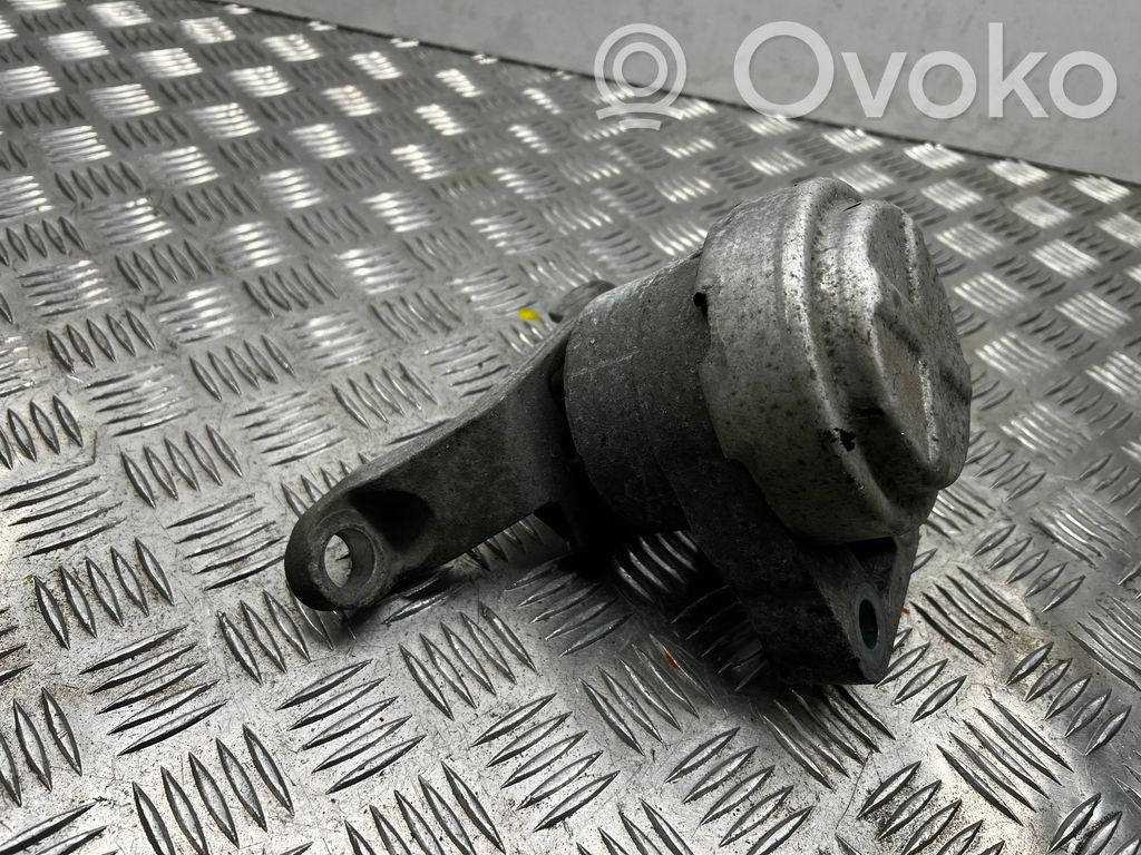 Ford Mondeo MK IV Variklio pagalvė 