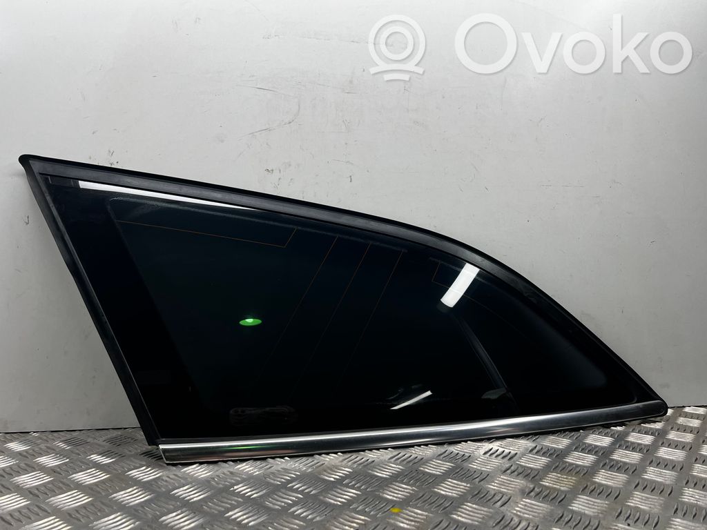 Ford Mondeo MK IV Rear side window 